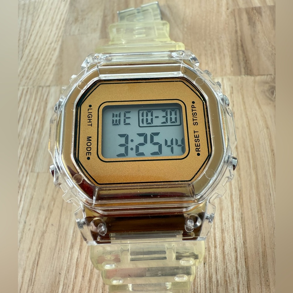 Unbranded digital transparent strap watch NEW BATTERY